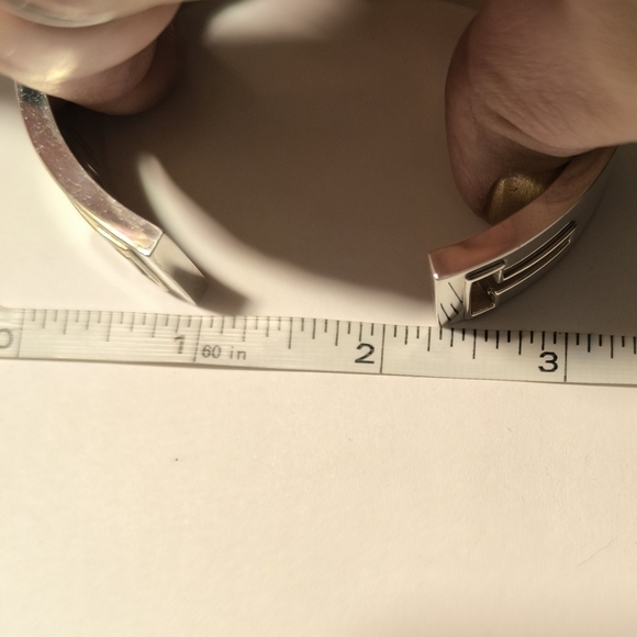 Tiffany & Co Cutout T Wide Cuff Bracelet In Sterling Silver - Picture 11 of 11